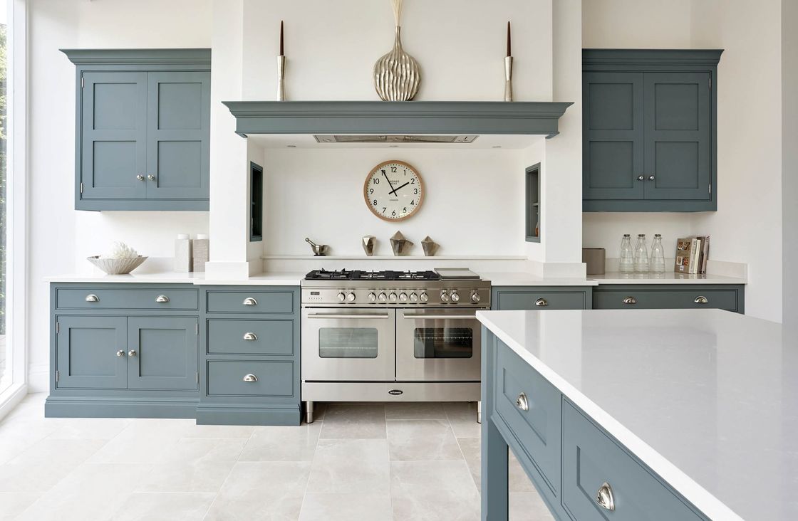 Προσαρμοσμένο φινέρισμα χρώμα Shaker Inset Framed Design κουζίνα ντουλάπι για βίλα / διαμέρισμα