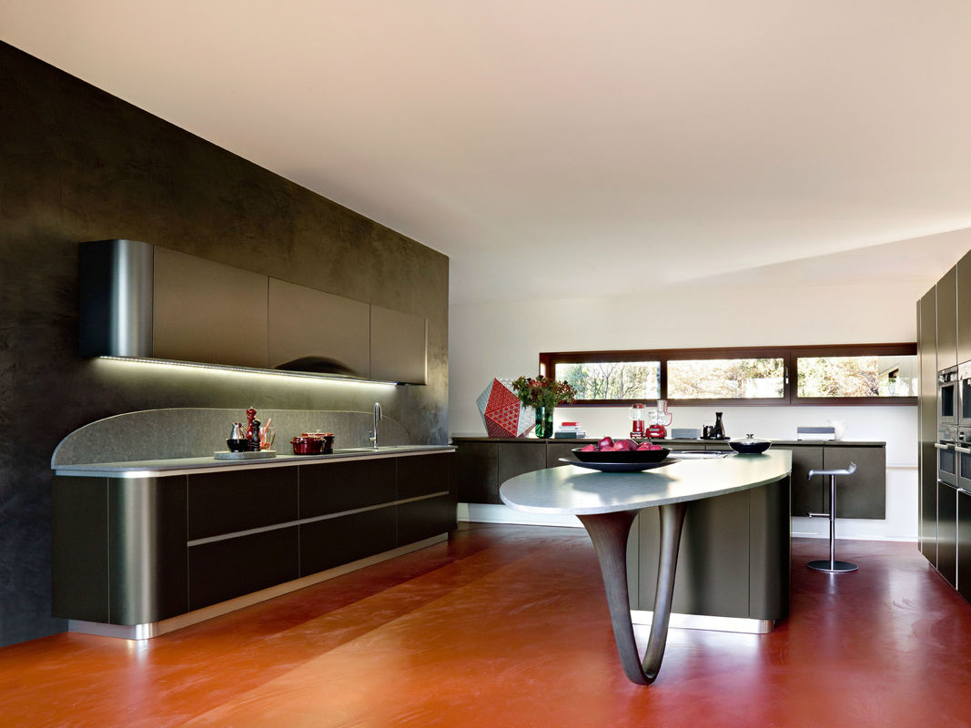Blum Hardware και Finish Finish YALIG έξυπνη κουζίνα για το διαμέρισμα
