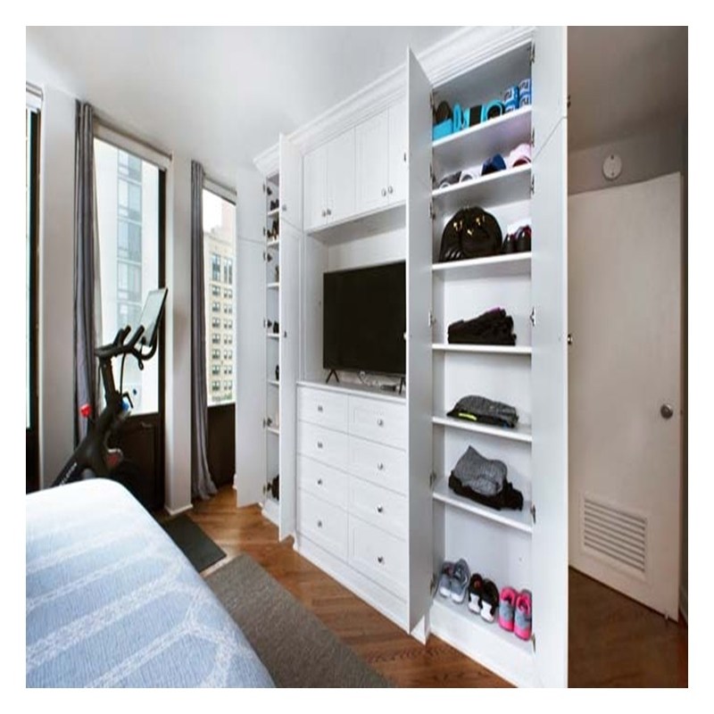 Σύγχρονο σχεδιασμό Μαύρο γυάλινο πίνακα πόρτας Σκληρό ξύλο ντουλάπα κρεβατοκάμαρα για διαμέρισμα