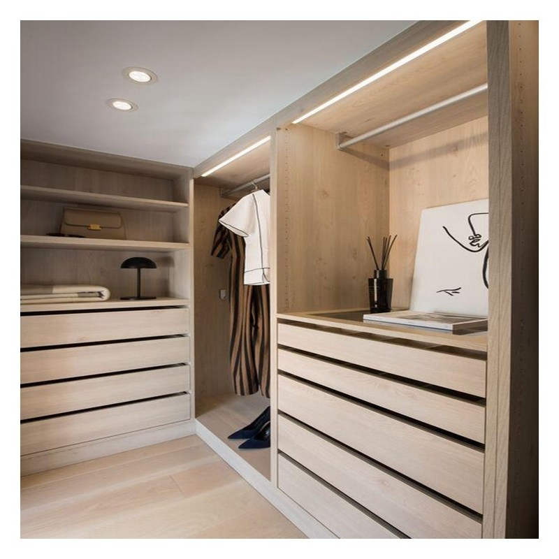 Σύγχρονο σχεδιασμό Μαύρο γυάλινο πίνακα πόρτας Σκληρό ξύλο ντουλάπα κρεβατοκάμαρα για διαμέρισμα