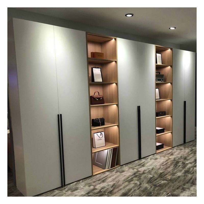 Προσαρμοσμένο Walk-in Wardrobe Μινιμαλιστική ξύλινη λύση αποθήκευσης για έπιπλα υπνοδωματίου