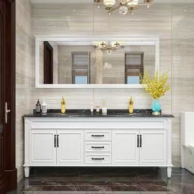 Αναβαθμίστε το μπάνιο σας με το YALIG Custom Gold Double Sink Vanity Combo και το τοίχωμα