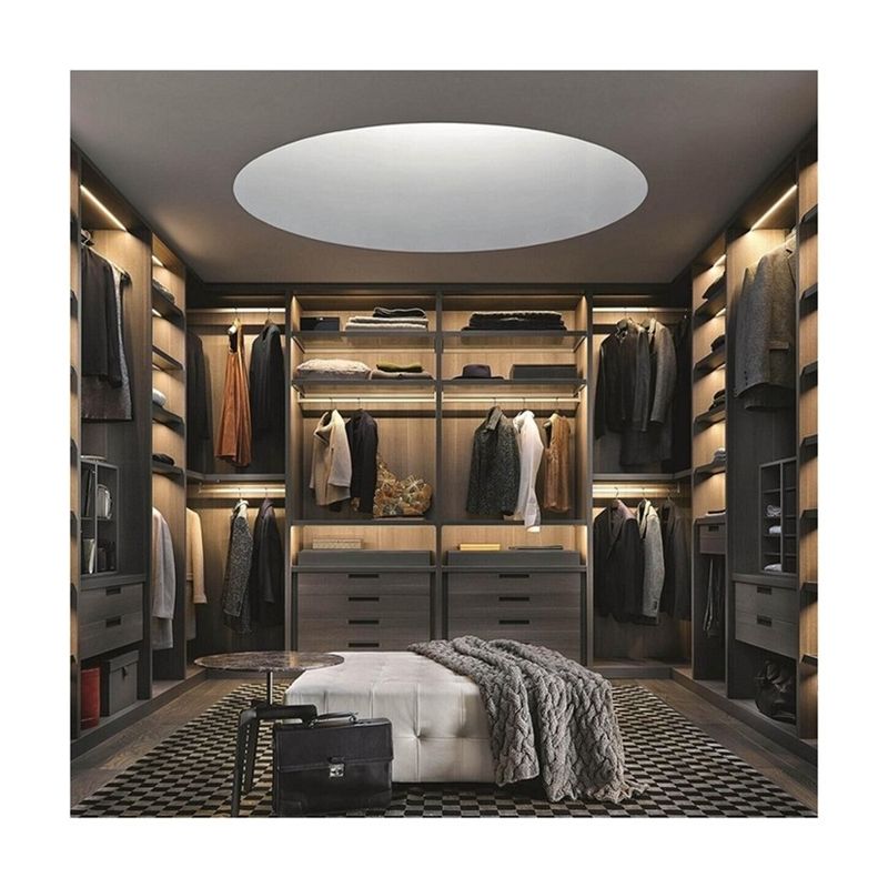 Σύγχρονο μετατρέψιμο σύστημα YALIG Pole Walk In Room Cabinet Open Style Μεγάλη ντουλάπα ντουλάπες